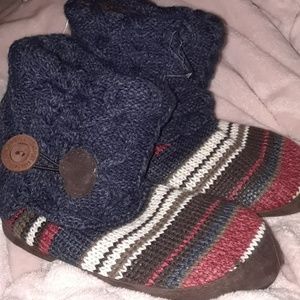 NWOT Muk Luks Slippers